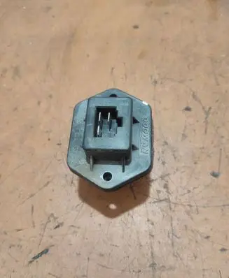 KIA Carnival Heater blower fan relay 6F12