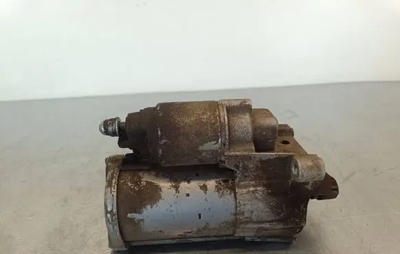 BMW X1 F48 F49 Starter motor 8570848 0001172205 0160211191