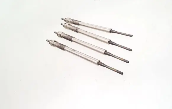 Toyota Corolla E120 E130 Glow plug DG245