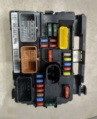 Citroen C3 BSM Control unit 9667199780