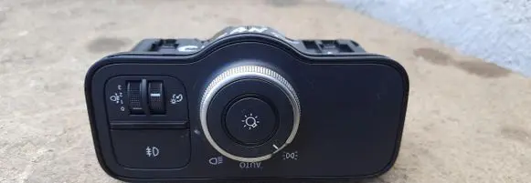 Mercedes-Benz Citan II Light switch A4209050500
