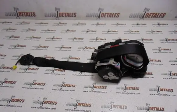 Mercedes-Benz S W221 Front seatbelt A2218603485