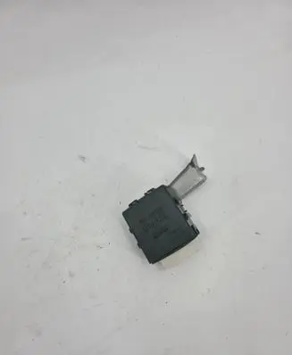 Toyota Yaris Door central lock control unit/module 8598052031 0515003570
