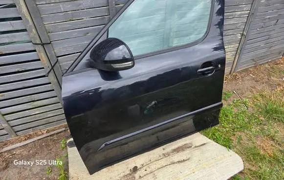 Skoda Yeti (5L) Front door 5L0