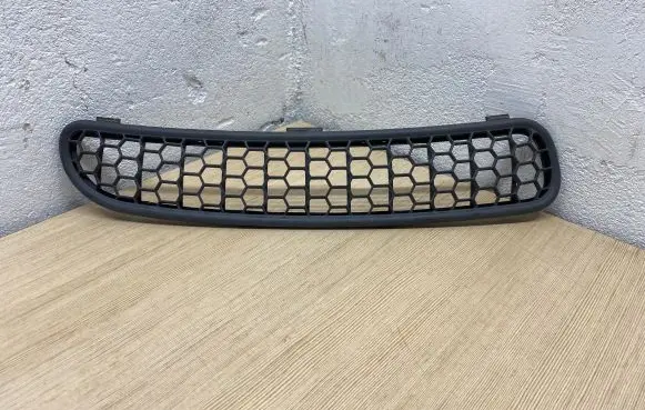 Mini One - Cooper R50 - 53 Wiper trim EEB88BB