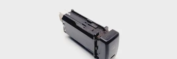 Opel Frontera B Windscreen/window heater switch M18872