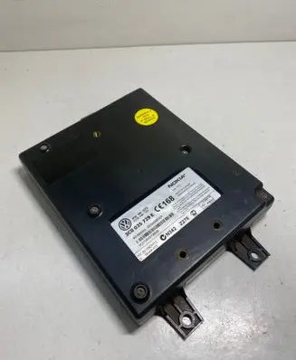 Volkswagen PASSAT B6 Phone control unit/module 3C0035729E N342Z276 00102E8F209