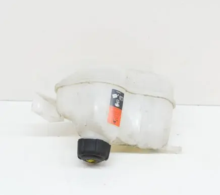 Nissan Qashqai Coolant expansion tank/reservoir