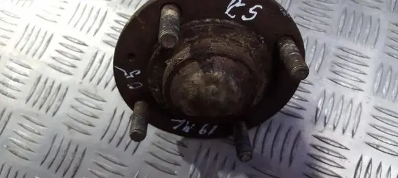 Mitsubishi Lancer Rear wheel hub