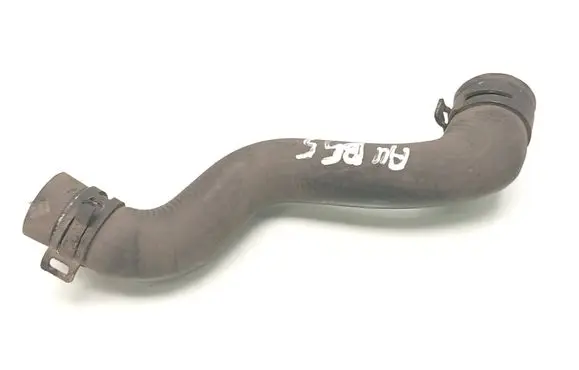 Mercedes-Benz Vito Viano W639 Engine coolant pipe/hose
