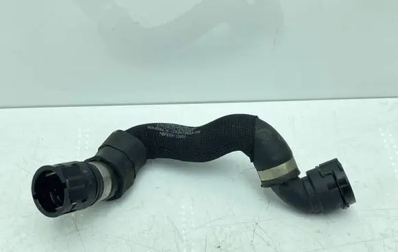 Mercedes-Benz E W213 Engine coolant pipe/hose A2135018800 8566687 E9T36335