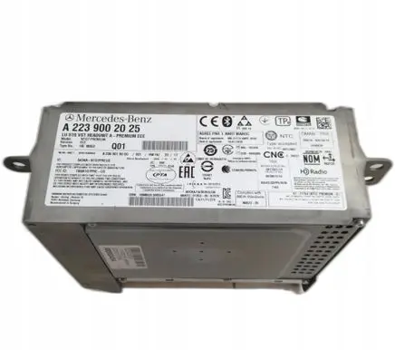 Radio/CD/DVD/GPS head unit