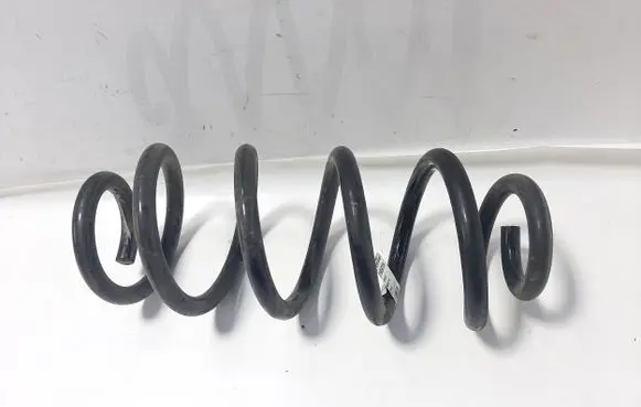 Volvo XC40 Rear coil spring 31658709