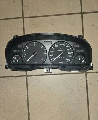Speedometer (instrument cluster)