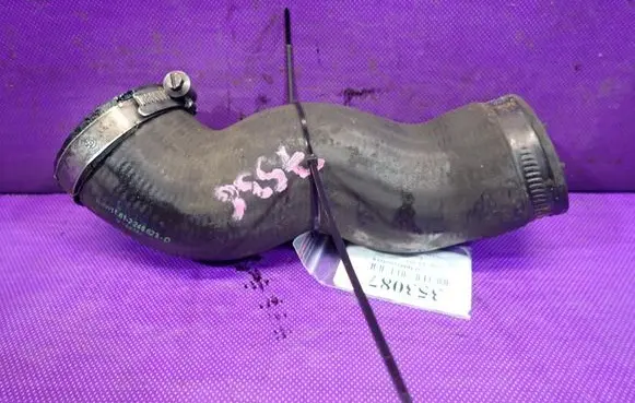 Audi A8 S8 D3 4E Intercooler hose/pipe 