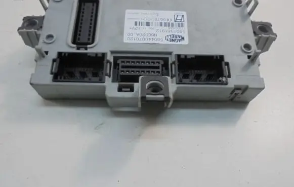 Iveco Daily 35.8 - 9 Central body control module 5801361912