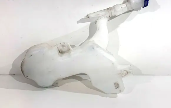 Ford Fiesta Windshield washer fluid reservoir/tank L1BB17B613AA
