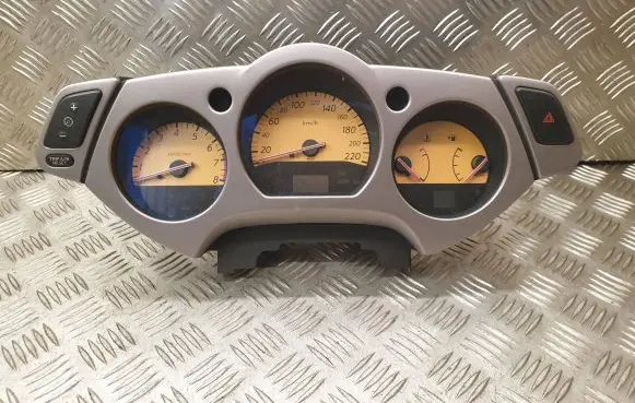Nissan Murano Z50 Speedometer (instrument cluster) 68240CA000