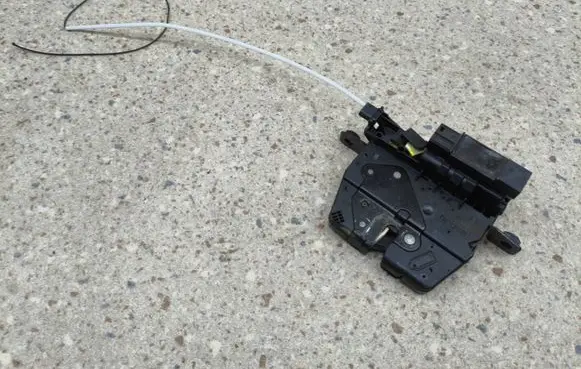BMW 5 GT F07 Tailgate/trunk/boot lock/catch/latch 16367210 726954303 966929
