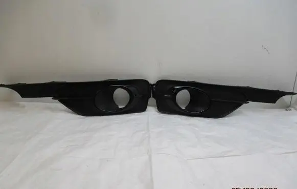 Citroen DS4 Front fog light trim/grill