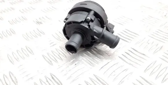 Skoda Fabia Mk3 (NJ) Electric auxiliary coolant/water pump 5G0965567