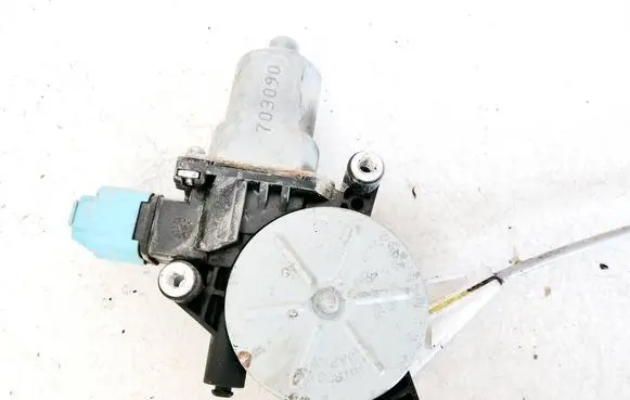 Honda FR-V Rear door window regulator motor