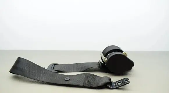 Audi A3 S3 8V Rear seatbelt 8V3857805
