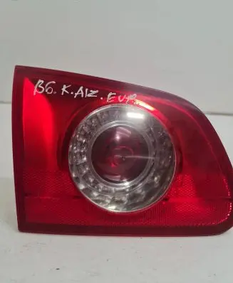Volkswagen PASSAT B6 Tailgate rear/tail lights 272001