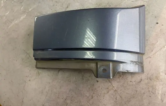 Opel Zafira A Rear/tail light trim molding 90580804