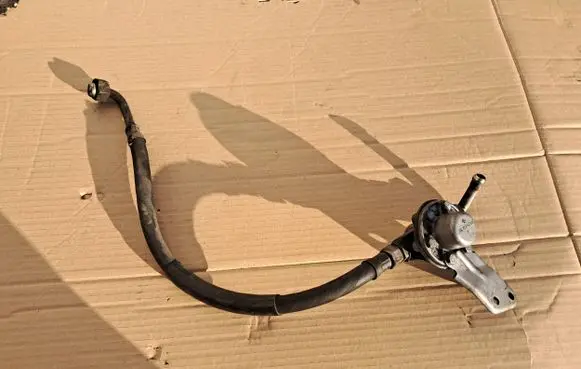 Mercedes-Benz 280 450 W116 Oil pressure sensor 1161870494