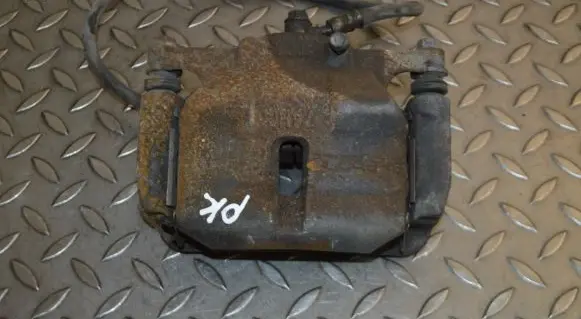 Nissan X-Trail T32 Front brake caliper