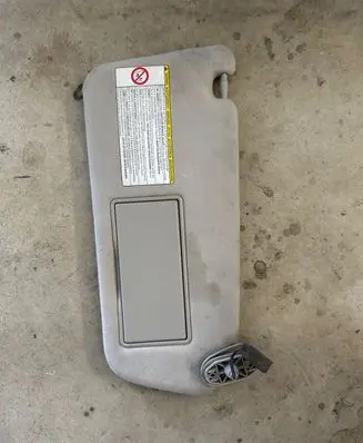 Toyota Corolla Verso AR10 Sun visor