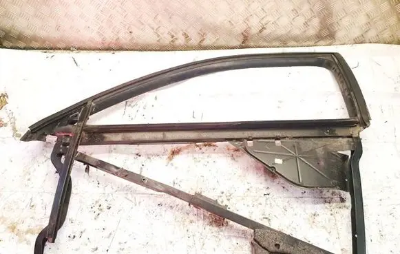 Audi A3 S3 8L Front door window/glass frame 8L3837753