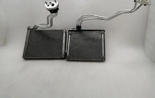 Tesla Model Y Heater blower radiator