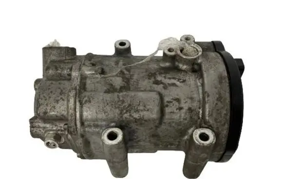 Toyota RAV 4 (XA50) Air conditioning (A/C) compressor (pump) 0424001100 ESB27C