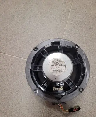 Volkswagen Scirocco Rear door speaker 1K8035454A 900475460027 29041112033A