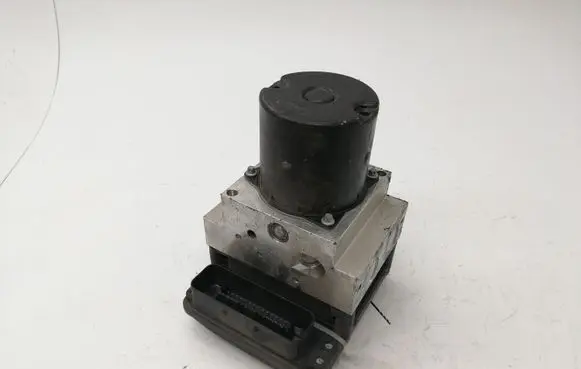 BMW 5 E60 E61 ABS Pump