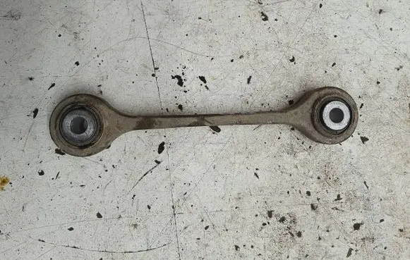 Volkswagen Touareg II Front control arm