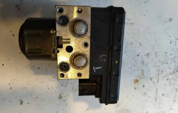 Toyota Corolla E110 ABS Pump 8954112160 4451012370 FAD0920421