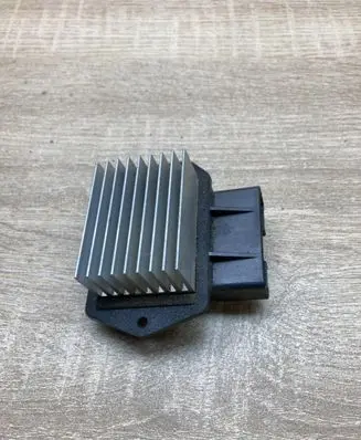 Toyota Avensis T250 Heater blower motor/fan resistor 4993002121