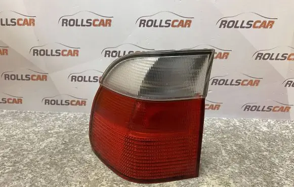 BMW 5 E39 Rear/tail lights 2496321