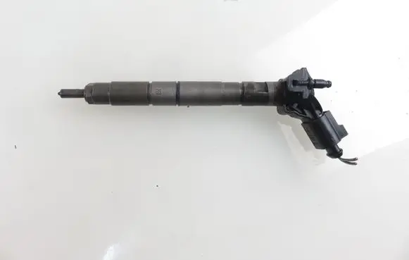 Audi A6 S6 C6 4F Fuel injector 0445115019 059130277R