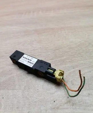 Volvo V70 Airbag deployment crash/impact sensor 8622365 001555
