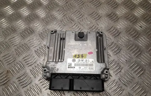 Skoda Octavia Mk2 (1Z) Engine control unit/module 1Z0907115C