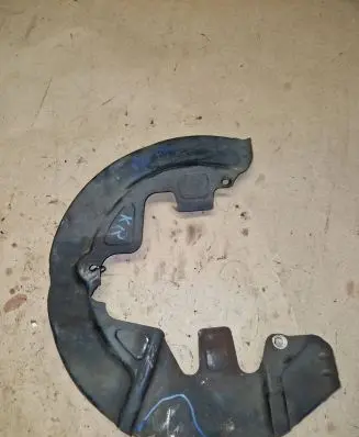 Volvo V70 Front brake disc dust cover plate 6G912C447AB