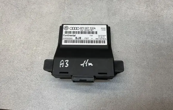Audi A3 S3 8P Gateway control module 8P0907530A