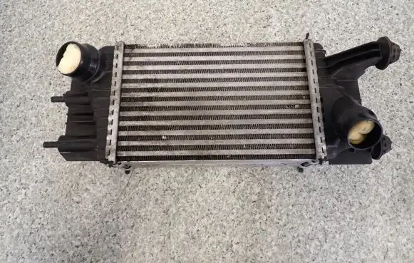 Nissan Pulsar Intercooler radiator 628223ZL0A