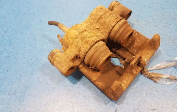 Iveco Daily 3rd gen Rear brake caliper