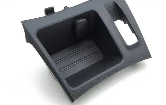 Nissan Qashqai 12 V Socket (front) 969XCHV50A