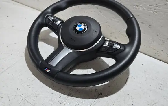 BMW 3 F30 F35 F31 Steering wheel sw785041303 0060016718 308334686N77